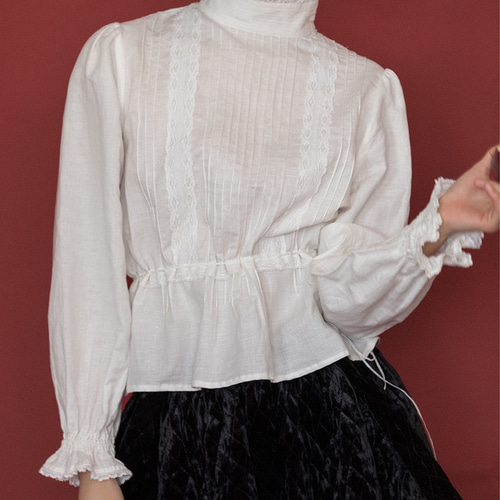 アンティークなレースブラウス 白 ブラウス tsukuribito 通販 18746960