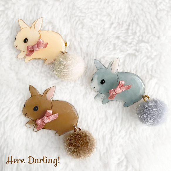 ふわふわしっぽのうさぎブローチ ブローチ HereDarling! 通販 18747236