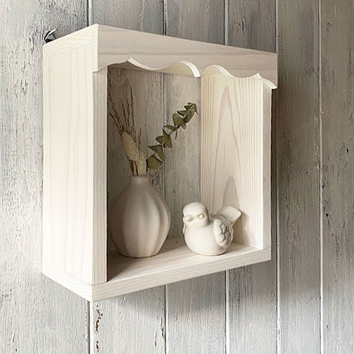 ウオールシェルフ アンティーク風 壁掛けラック ホワイト 白 画鋲取付