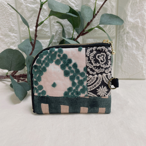 ミナペルホネン ハンドメイドパッチワークL字ポーチ ポーチ みろん