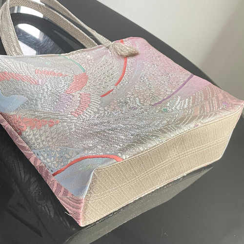 帯リメイクバッグ 煌めく孔雀 Mサイズ 和装バッグ 帯バッグ トート