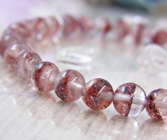 お得品】虹入り ストロベリークォーツ レピドクロサイトインクォーツ