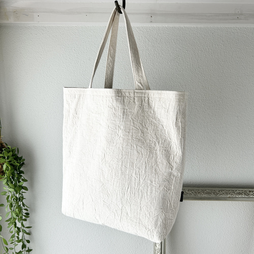 裏地も素敵なトートバッグ・コットンリネンのオフホワイト/持ち手短め