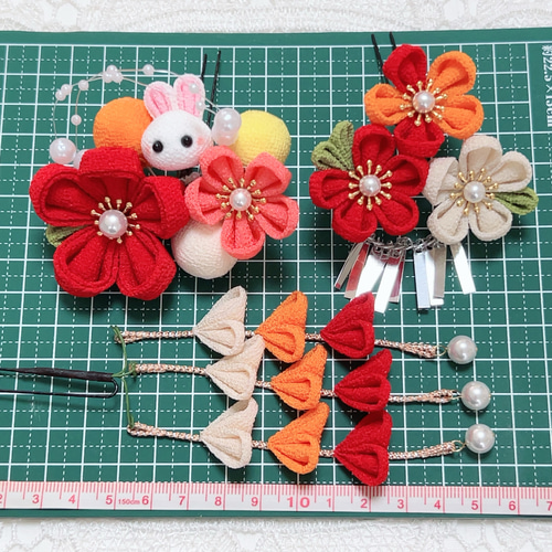 3日で発送 七五三 つまみ細工 髪飾り(赤 うさぎ) 銀ビラ 3歳 7歳 753 3