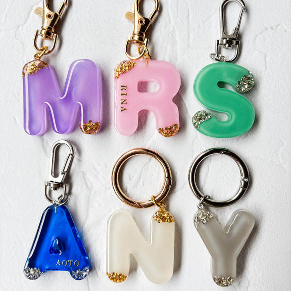 名入れ可能♡イニシャルキーホルダー チャーム/オーダー/推し活/大人も