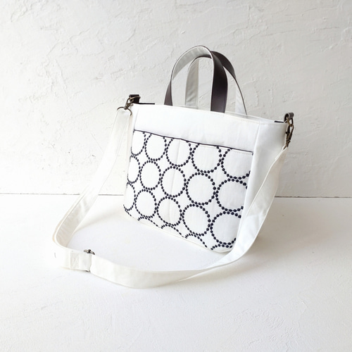 ミナペルホネン タンバリン[white×navy]とリネン 2wayトートバッグ