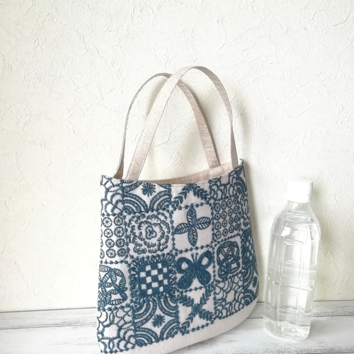 SALE ☆ミナペルホネンforest tile, chouchoのミニバッグ/light beige