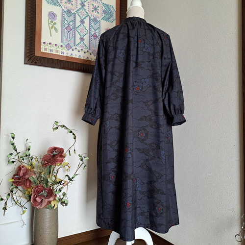 ☆ 着物リメイク/大島紬/7マルキ/ラグランスリーブ/ハイネックワンピ