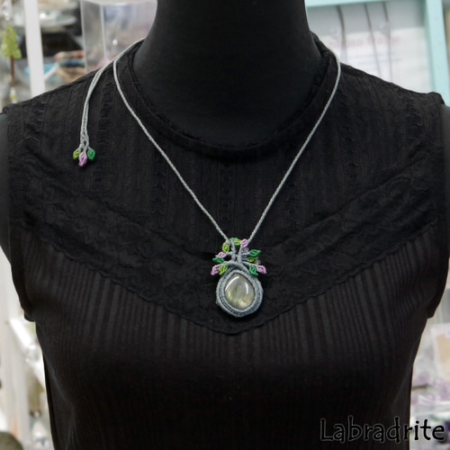 ラブラドライト』生命の樹マクラメ編トップネックレス ネックレス