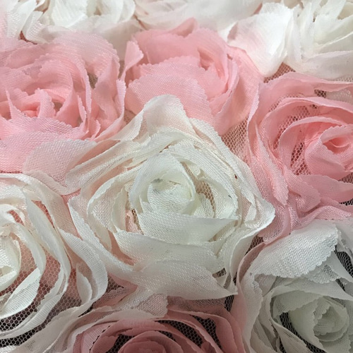 花 チュール レース 薔薇 バラ ピンク 白 3D 立体 ドレス 生地 布 結婚
