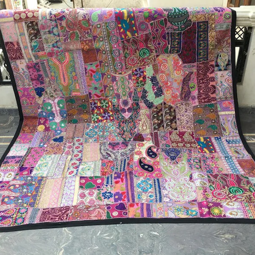 インド刺繍ラグ カラフル パッチワーク キルト エスニック 花柄