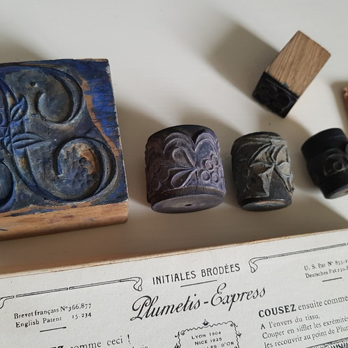 フランスアンティーク 刺繍用イニシャルスタンプ B Feuille はんこ