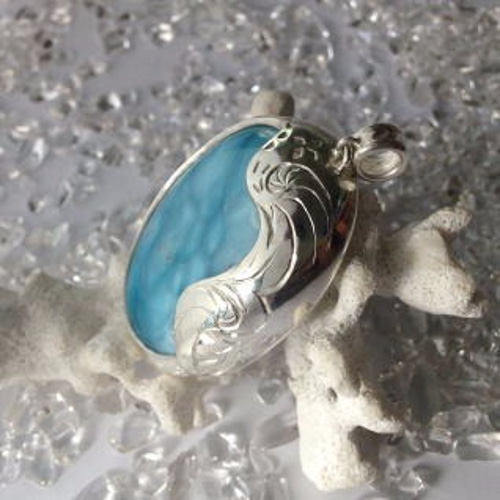 イルカのいる海 モアナ？ラリマー シルバー ペンダント和彫り【送料