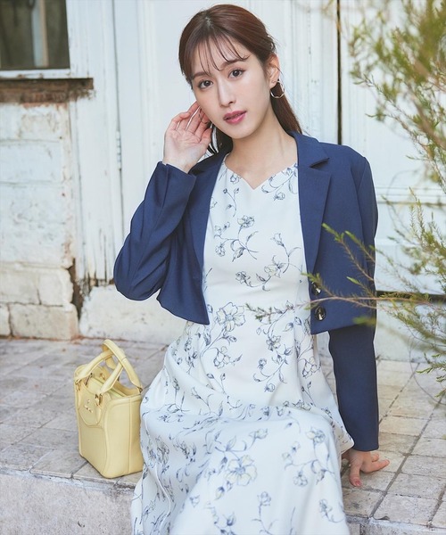 SWINGLE（スウィングル）の「ショートジャケットアンサンブル