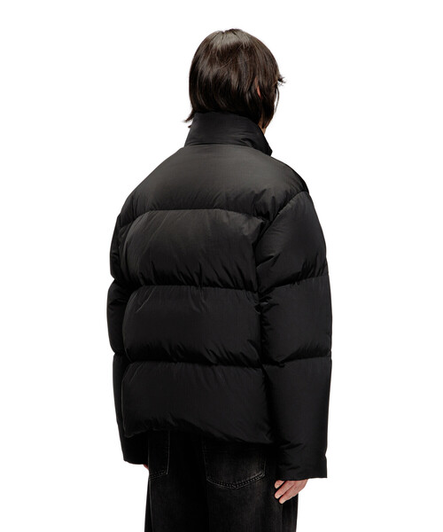 DIESEL（ディーゼル）の「メンズ ダウンジャケット（ダウンジャケット