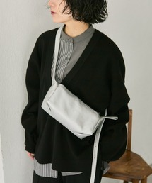 ear PAPILLONNER｜イアパピヨネのショルダーバッグ（シルバー/銀色系