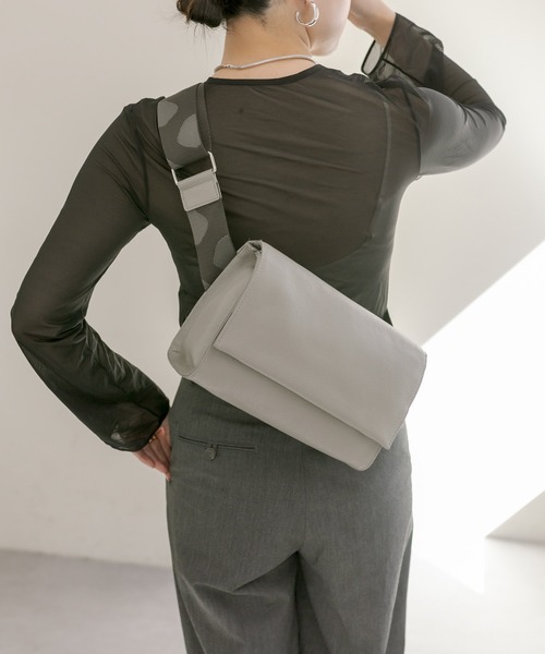 ear PAPILLONNER（イアパピヨネ）の「《本革/470g》ワイドテープ