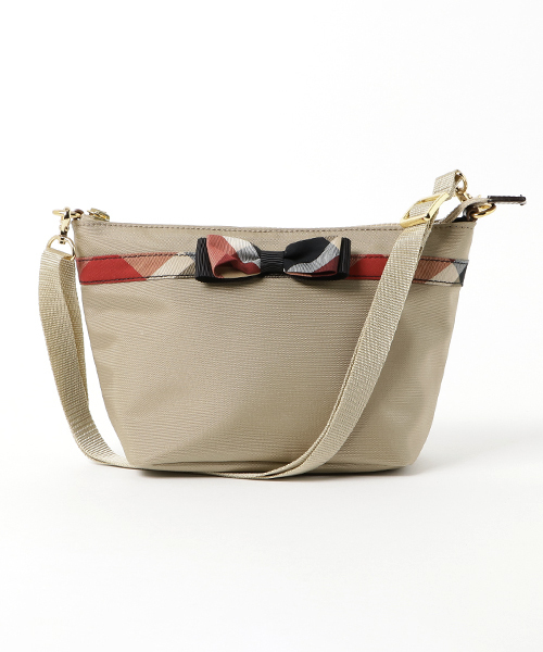 BLUE LABEL CRESTBRIDGE（ブルーレーベルクレストブリッジ）の