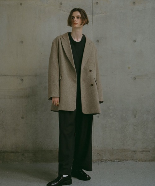 ETRE TOKYO（エトレトウキョウ）の「ピークドラペルウールジャケット