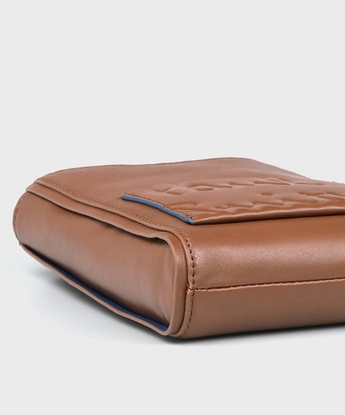 Paul Smith（ポールスミス）の「ブランデッドカラーエッジ クロス