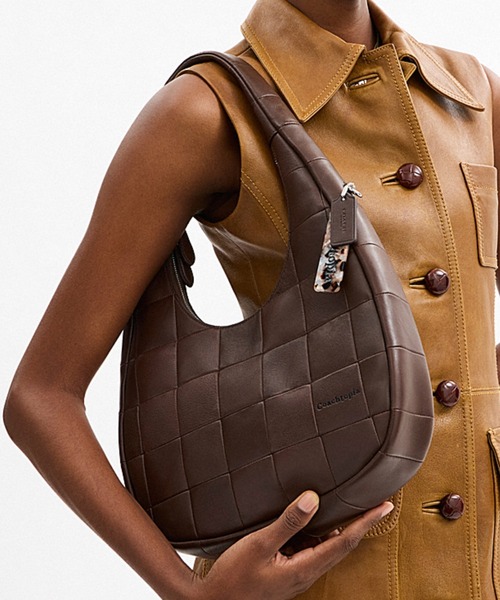 オルター/エゴ クレセント ショルダー バッグ・アップクラフト レザー