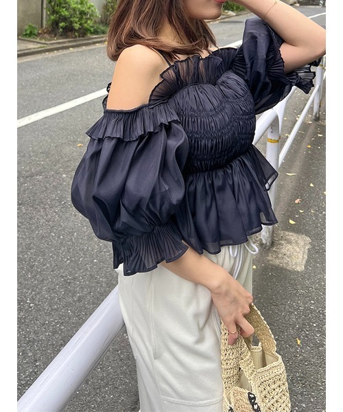 SNIDEL（スナイデル）の「Sustainableギャザーオフショルブラウス