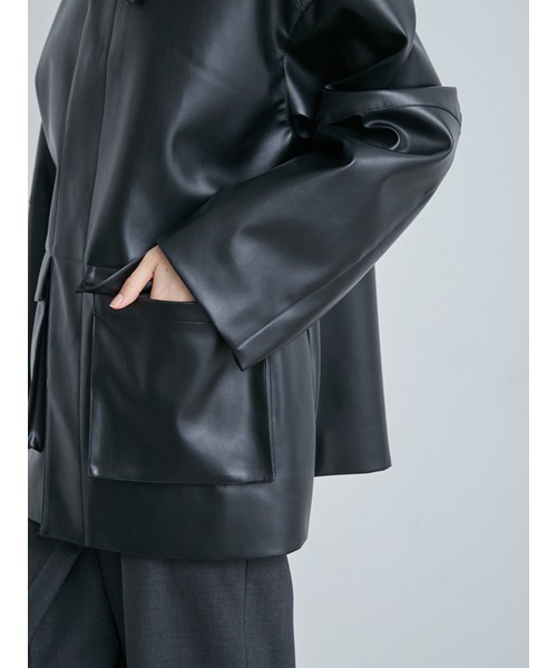 MIESROHE（ミースロエ）の「フェイクレザーカバーオールジャケット