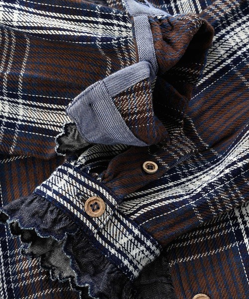 45R（フォーティファイブアール）の「藍ざっくりネルフリルブラウス