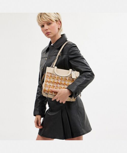 COACH（コーチ）の「ローグ 25・ツイード（ショルダーバッグ）」 - WEAR