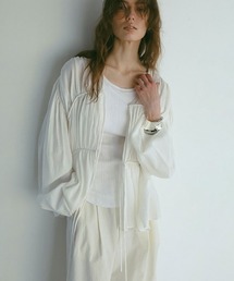 ETRE TOKYO（エトレトウキョウ）の「キャンディースリーブタックシャツ