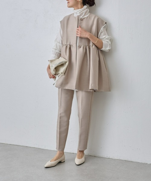 BEARDSLEY（ビアズリー）の「《LIVETART》ペプラムギャザージレ