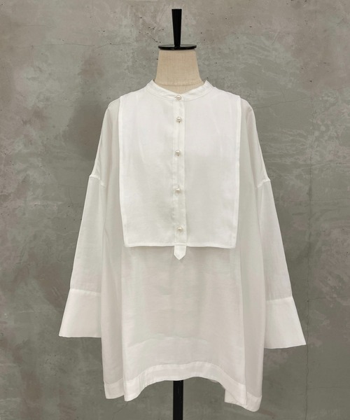 BEARDSLEY（ビアズリー）の「《ビアズリー》パール釦袖ボリューム