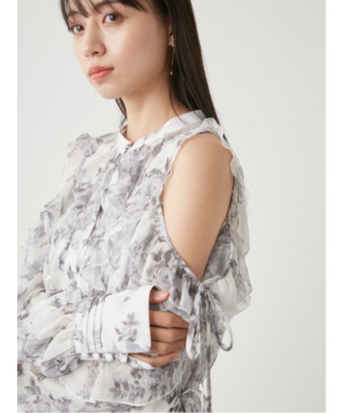 SNIDEL（スナイデル）の「プリントフリルシフォンミニワンピース