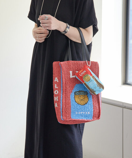 ear PAPILLONNER（イアパピヨネ）の「LION COFFEE(ライオンコーヒー