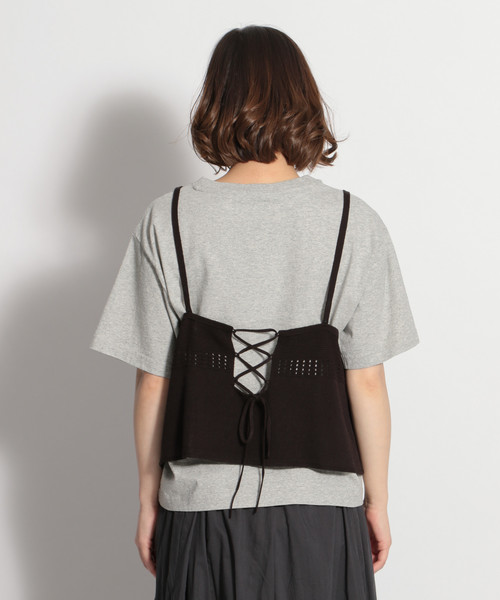 niko and（ニコアンド）の「レースアップニットキャミ