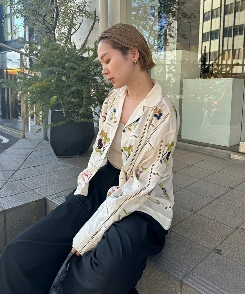 TODAYFUL（トゥデイフル）の「Embroidery Patchwork Shirts（シャツ