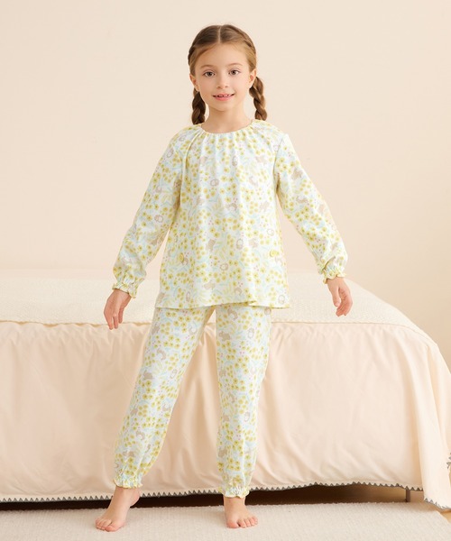 おなか安心ボタン付き毛玉ができにくいスムース長袖ガーリーパジャマ