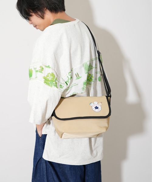 CONVERSE（コンバース）の「ちいかわ × コンバース メッセンジャー