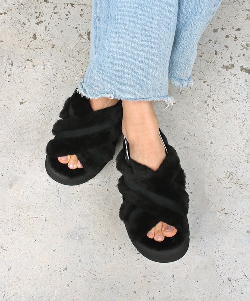 UGG（アグ）の「【UGG】アグ DISCO CROSS SLIDE ディスコ クロス