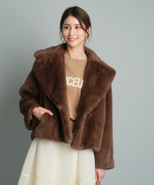 JUSGLITTY（ジャスグリッティー）の「フェイクファーショートコート