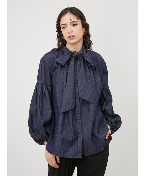 Mila Owen（ミラオーウェン）の「ボウタイ付き袖ボリュームデニム