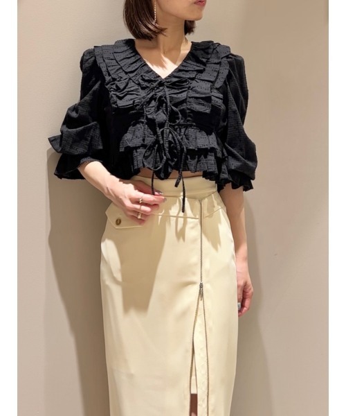 SNIDEL（スナイデル）の「クロップドフリルブラウス（シャツ/ブラウス