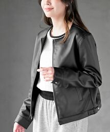 ノーカラー」に該当するレディースのライダースジャケットファッション