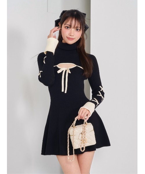 Darich（ダーリッチ）の「バイカラーリボンデザインニットミニ