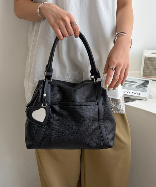 ミラーチャーム付ソフトボストンバッグ（ボストンバッグ）｜DISCOAT