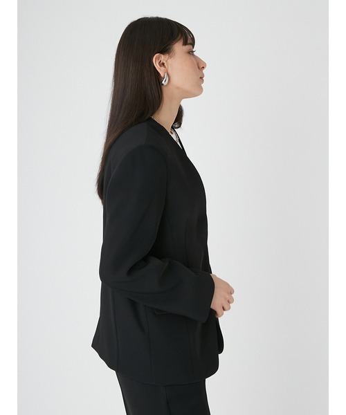 Mila Owen（ミラオーウェン）の「スーツSET UP比翼ノーカラー