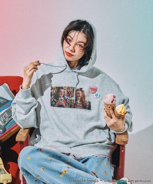 niko and（ニコアンド）の「【STRANGER THINGS】コラボ 缶バッチ