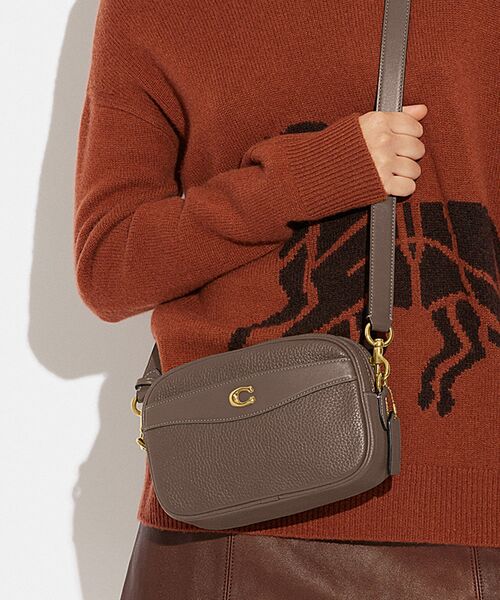 COACH（コーチ）の「カメラ バッグ（ショルダーバッグ）」 - WEAR