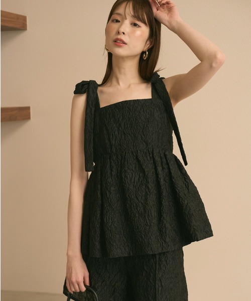 FRAY I.D（フレイアイディー）の「ショルダーリボンペプラムブラウス