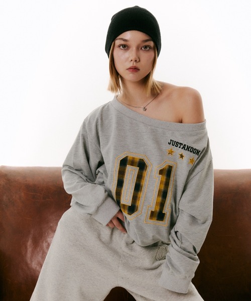 JUST A NOON（ジャストアヌーン）の「ワンショルスウェット